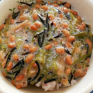 納豆の食べ方-めかぶ＆ひじき♪